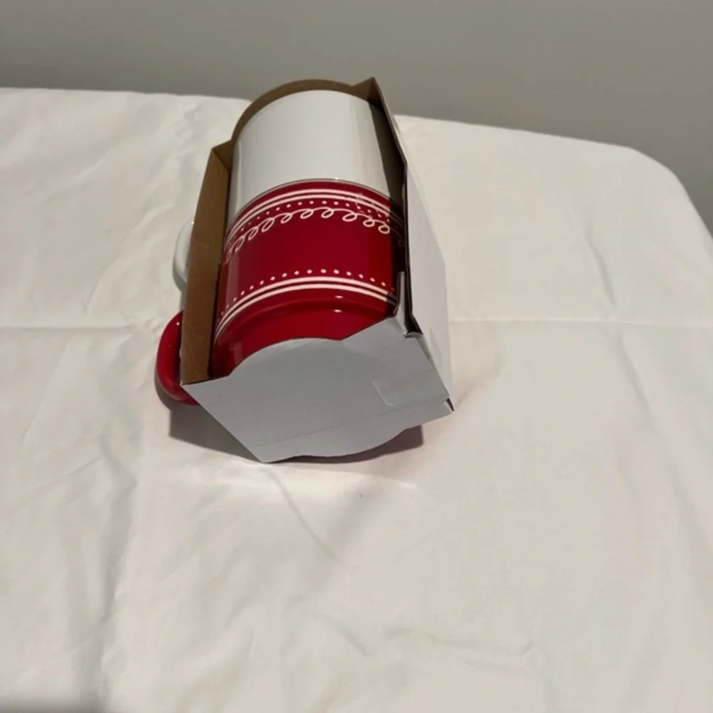 Set Of 2 Holiday Stacking‎ Mugs Red And White New